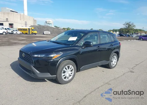 2022 Toyota Corolla Cross L z USA, uszkodzony, nr VIN 7MUAAABG6NV032964